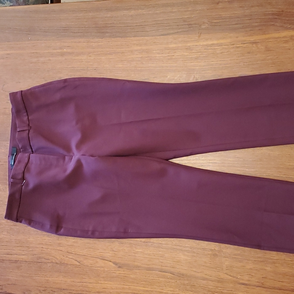 White House Black Market Elle Slim Comfort Stretch Pants